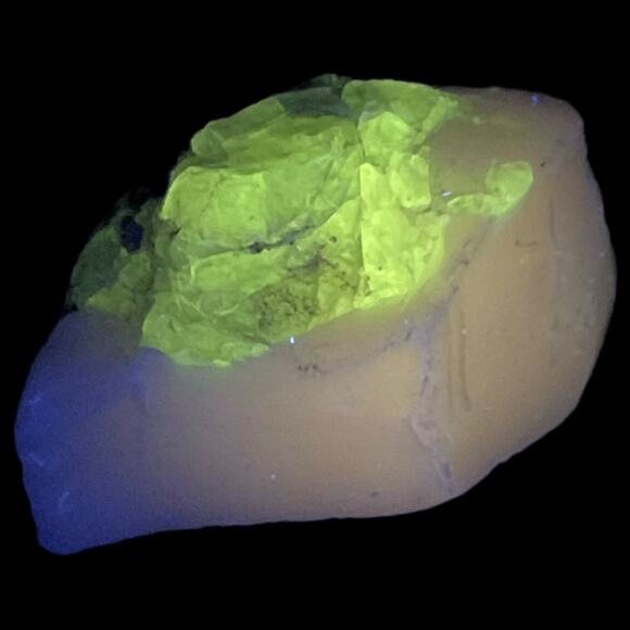 Amethyst Tipped Art Glass Cullet Glowing Manganese Slag Glass #5GX29 - Picture 1 of 7